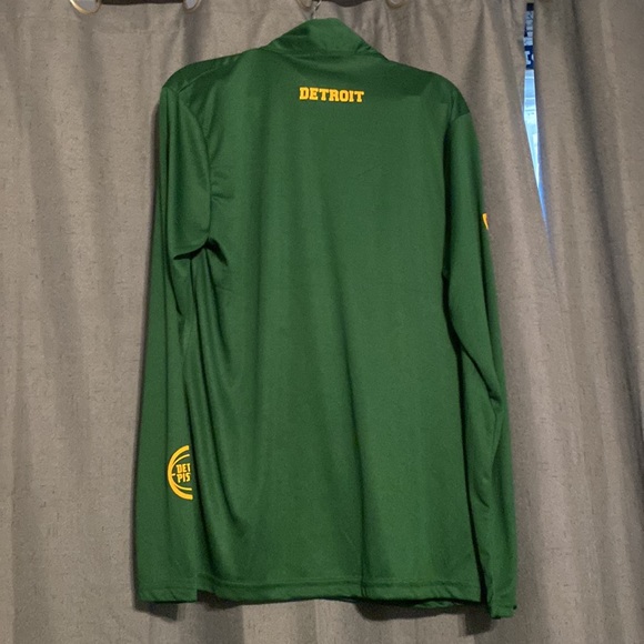 Detroit Pistons/ Wayne State University Game night Quarter Zip - Picture 6 of 6